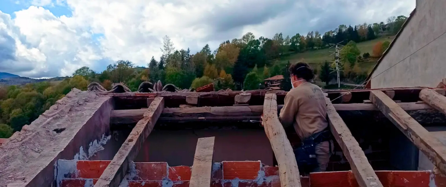 restauracion de cubiertas y tejados en barbera del valles